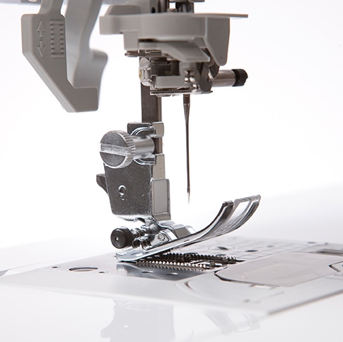 Innov-is NV1800Q Sewing Machine